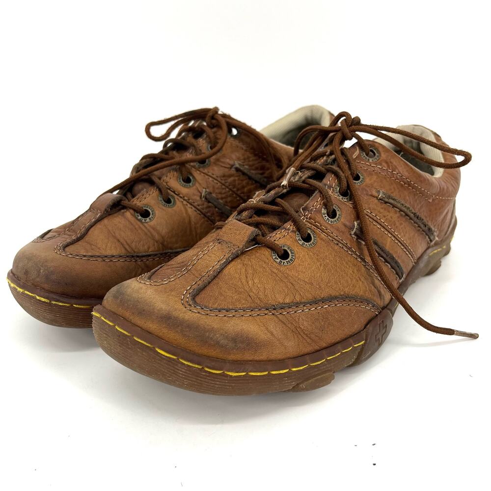 Dr. Martens Brown Leather Lace Casual Oxfords style 11215 (men's size 11)‎